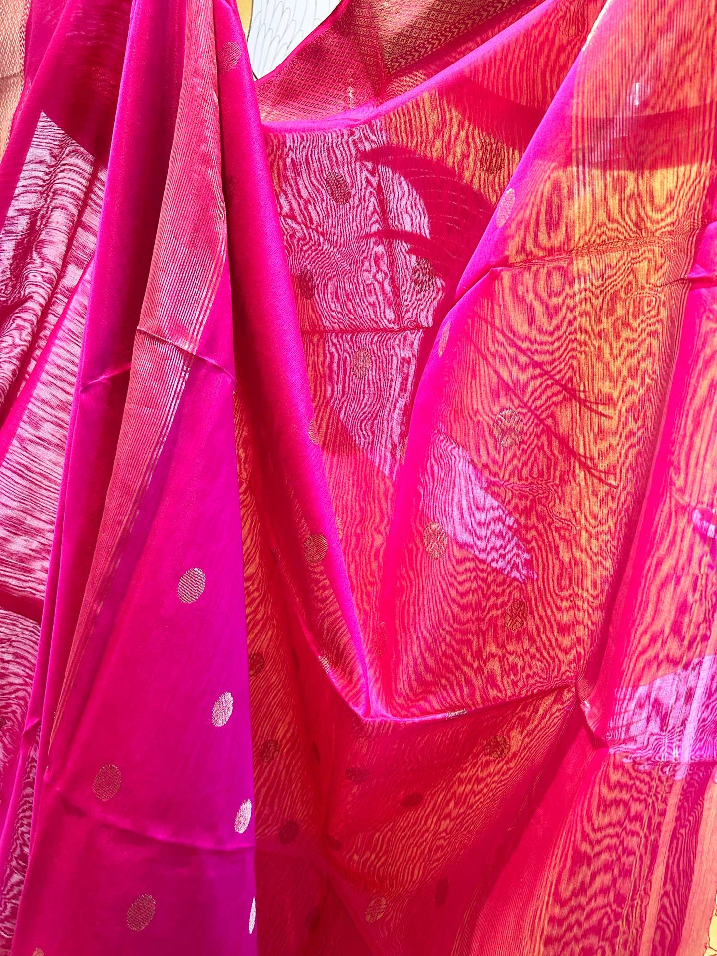 Pink Handwoven with Zari Booti - Pure Maheshwari Silk