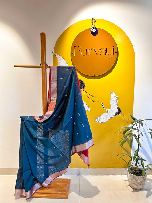 Midnight Blue-Red Handwoven with Butterfly Zari Booti - Pure Maheshwari Silk