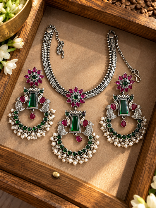 Saanjh - Emerald & Ruby Jewellery Set