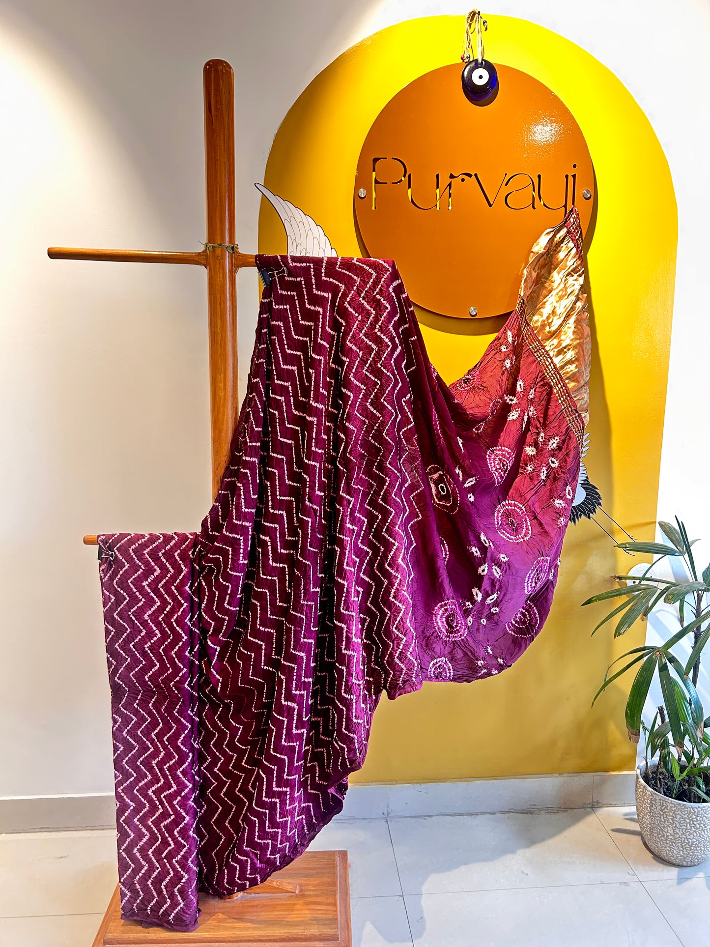 Leheriya Shibori with Zari Patta